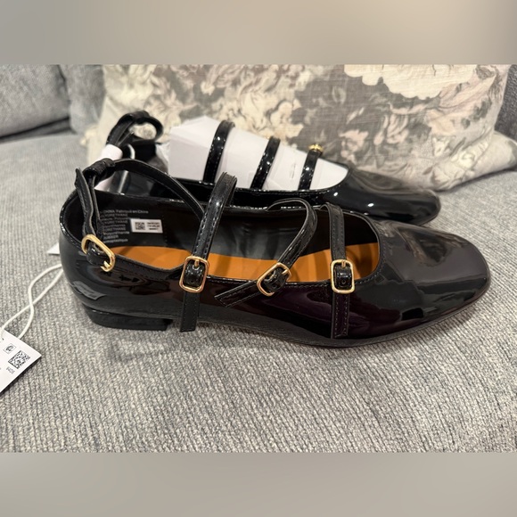 NWT American Eagle Outfitters Women's Black Patent Loafers Sz 8 - Picture 2 of 5